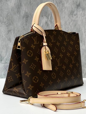 Louis Vuitton сумка