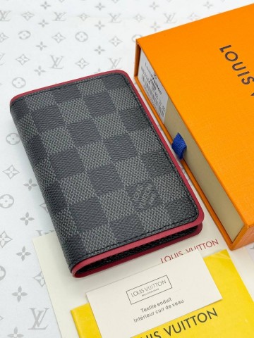 Louis Vuitton картхолдер