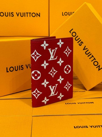 Louis Vuitton обложка на паспорт