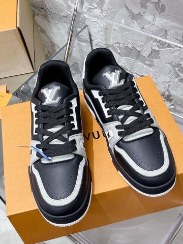 Louis Vuitton кроссовки