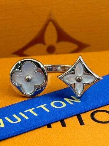 Louis Vuitton кольцо