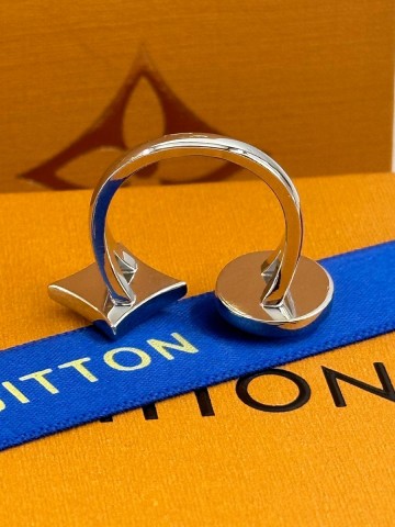 Louis Vuitton кольцо