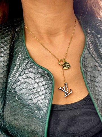 Louis Vuitton кулон