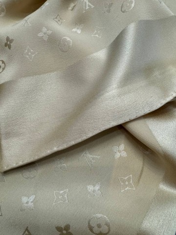 Louis Vuitton платок