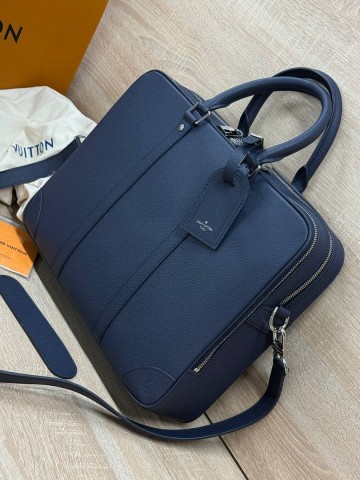 Louis Vuitton портфель