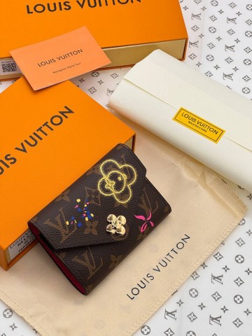 Louis Vuitton кошелек