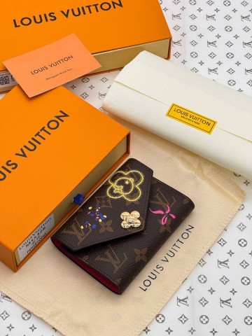 Louis Vuitton кошелек