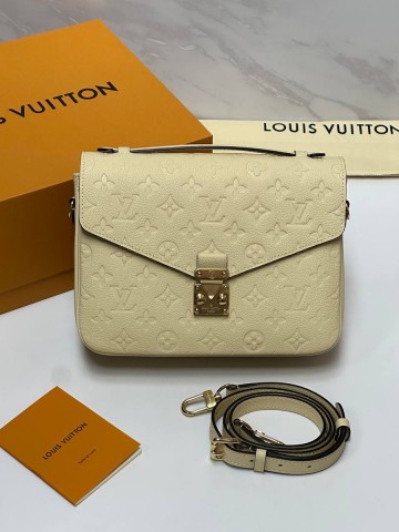 Louis Vuitton Pochette Metis сумка