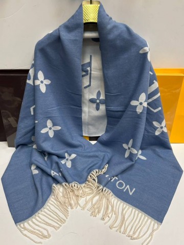 Louis Vuitton палантин