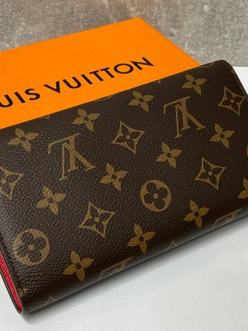 Louis Vuitton кошелек