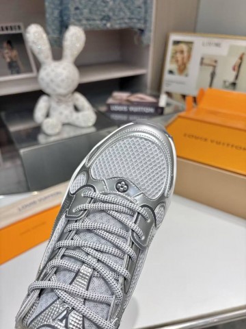 Louis Vuitton кроссовки