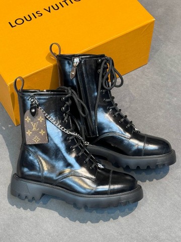 Louis Vuitton District ranger ботинки