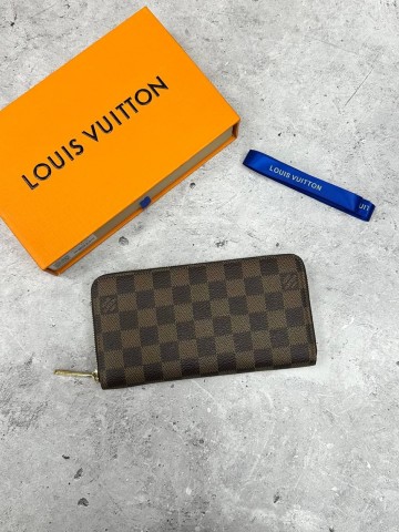 Louis Vuitton кошелек
