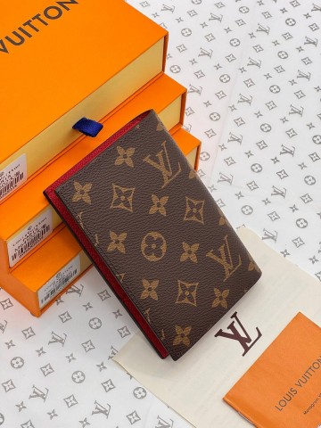 Louis Vuitton обложка на паспорт