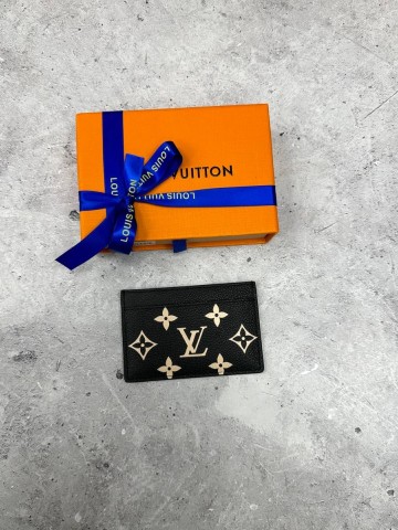 Louis Vuitton картхолдер
