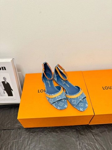Louis Vuitton босоножки