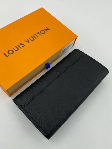 Louis Vuitton кошелек