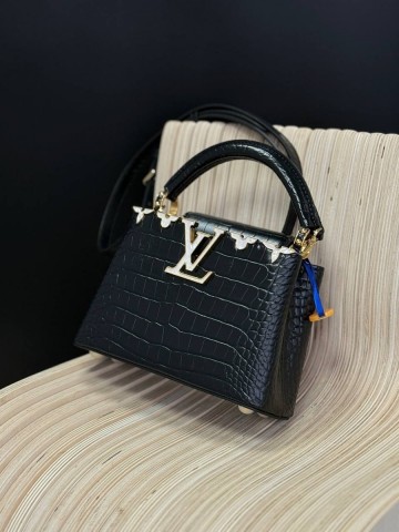 Louis Vuitton Capucines сумка