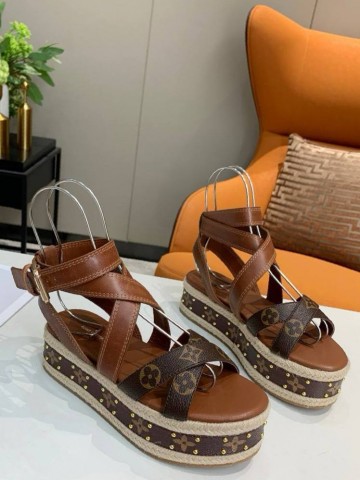 Louis Vuitton босоножки