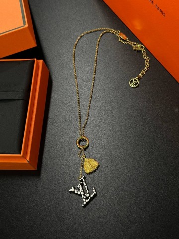 Louis Vuitton кулон