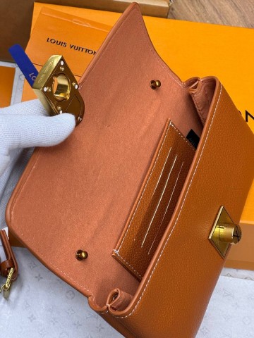 Louis Vuitton Wallet On Chain Low Key сумка