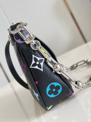 Louis Vuitton х MURAKAMI Pochettе сумка
