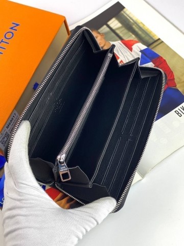 Louis Vuitton кошелек
