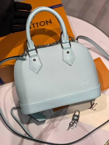 Louis Vuitton Alma BB сумка