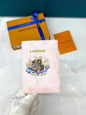 Louis Vuitton обложка на паспорт