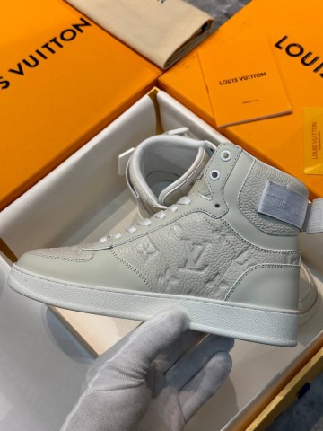 Louis Vuitton кроссовки
