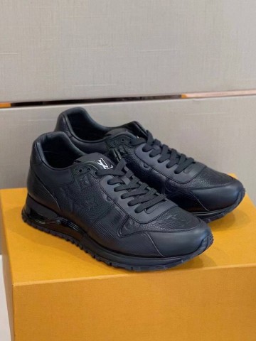 Louis Vuitton Run Away кроссовки