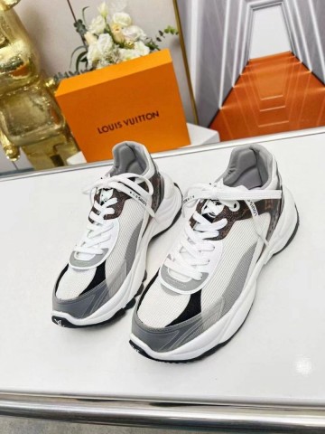 Louis Vuitton кроссовки