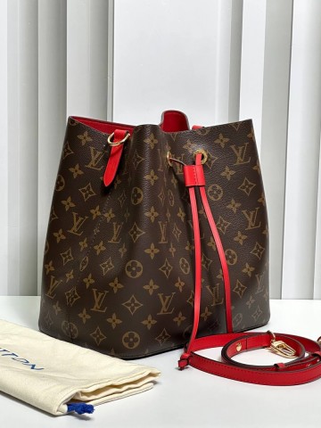 Louis Vuitton NeoNoe сумка