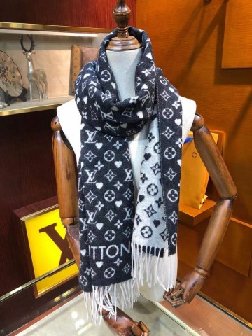 Louis Vuitton шарф