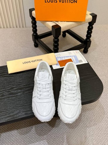 Louis Vuitton Run Away кроссовки