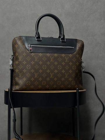 Louis Vuitton портфель