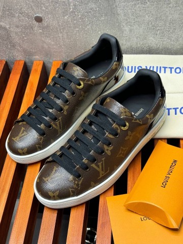 Louis Vuitton кроссовки