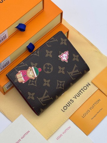 Louis Vuitton обложка на паспорт