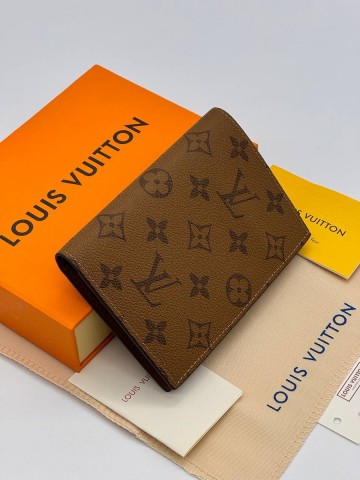 Louis Vuitton обложка на паспорт