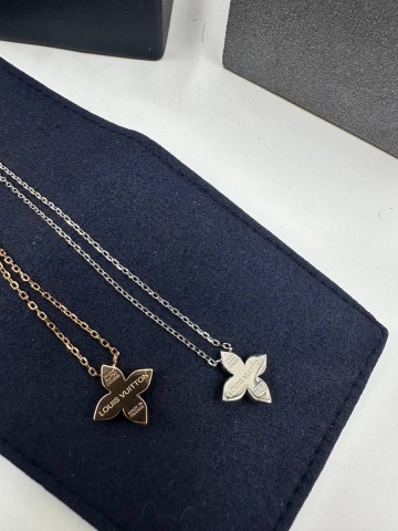 Louis Vuitton колье