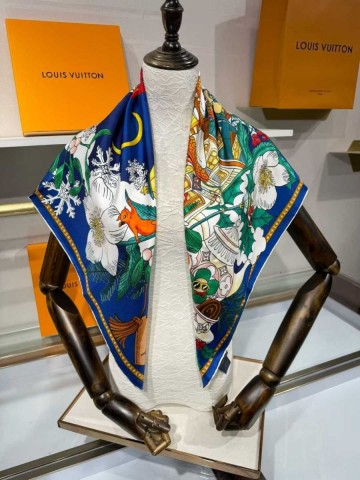 Louis Vuitton платок
