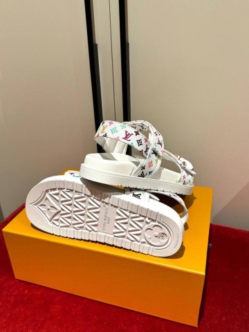 Louis Vuitton босоножки