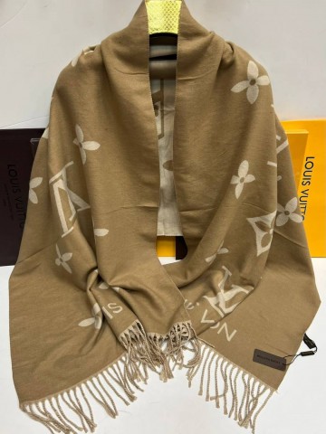 Louis Vuitton палантин
