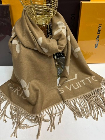 Louis Vuitton палантин