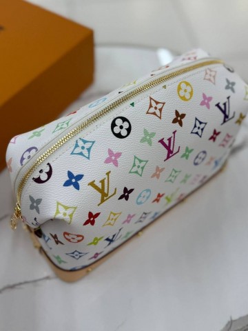 Louis Vuitton косметичка