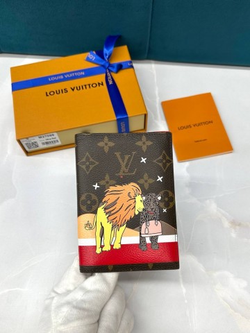 Louis Vuitton обложка на паспорт