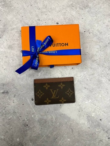 Louis Vuitton картхолдер