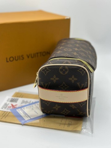 Louis Vuitton косметичка