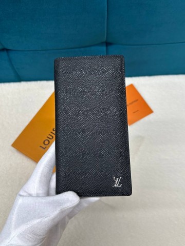 Louis Vuitton кошелек