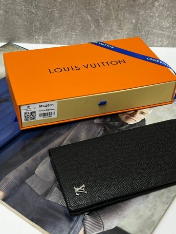 Louis Vuitton кошелек
